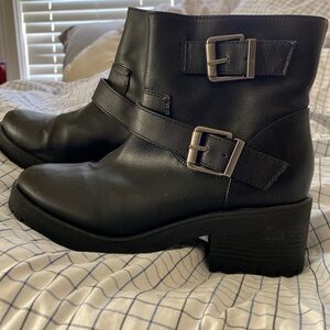 Black ankle boots.